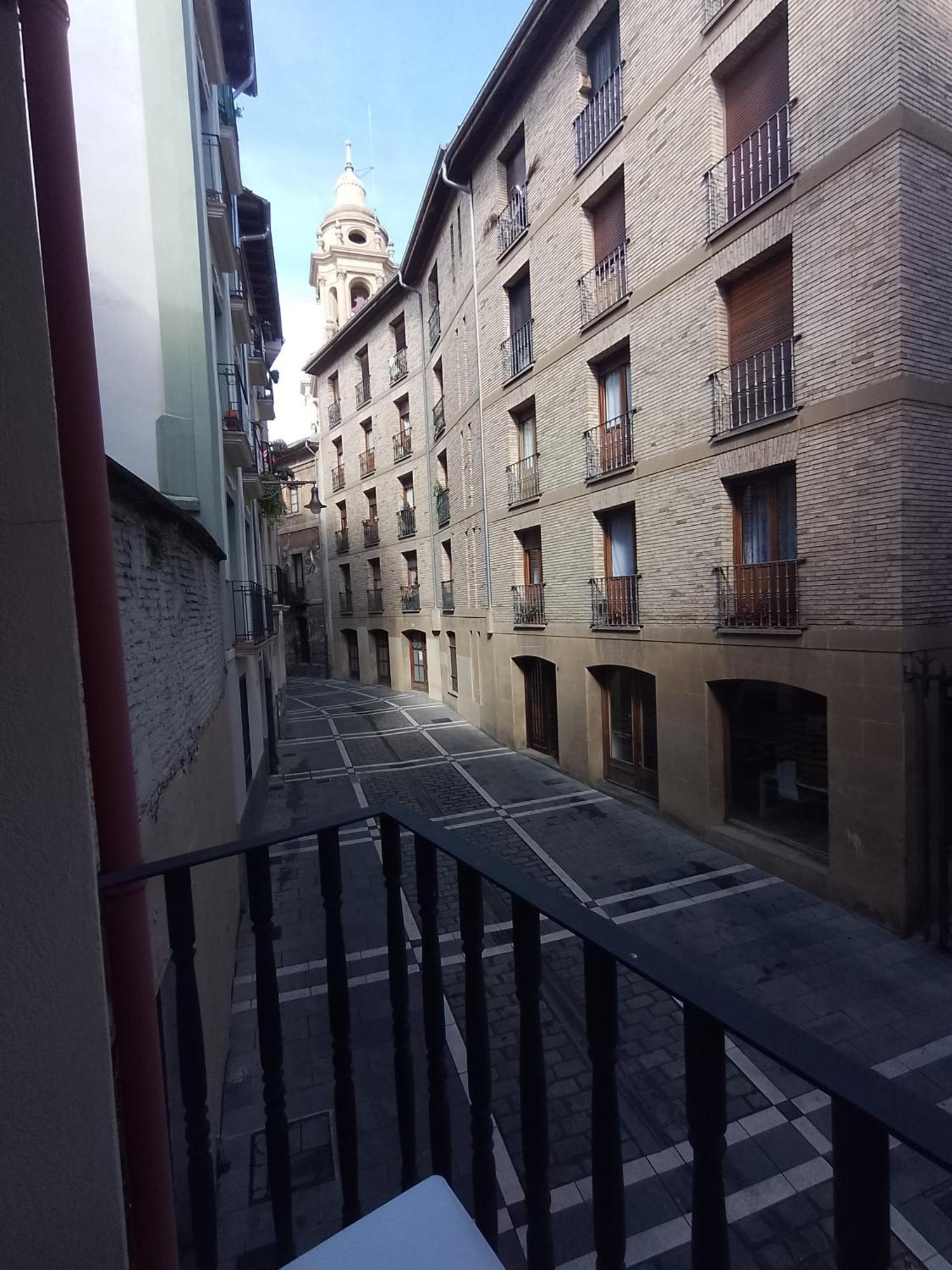 Casa Caminante - Habitacion Apartment Pamplona Exterior photo